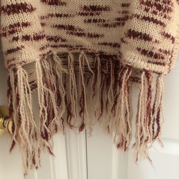 H&M Sweater - Picture 10 of 10